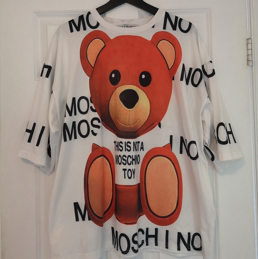 Moschino T-shirt